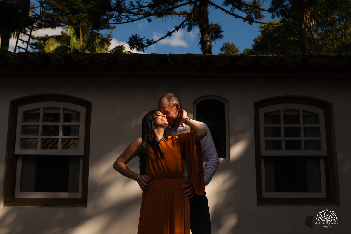 ensaio pré wedding - fotografia de casal - pré casamento Pelotas - Charqueada Santa Rita - Pousada Santa Rita - fotos românticas - pôr do sol - fotógrafo Antonio Rocha - ensaio Maria e Rodrigo - casal do Uruguay - amor - Pelotas RS - fotógrafo casamento