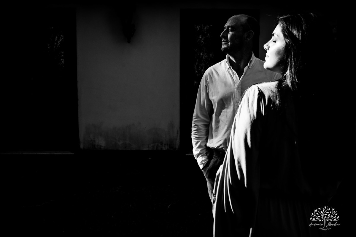 ensaio pré wedding - fotografia de casal - pré casamento Pelotas - Charqueada Santa Rita - Pousada Santa Rita - fotos românticas - pôr do sol - fotógrafo Antonio Rocha - ensaio Maria e Rodrigo - casal do Uruguay - amor - Pelotas RS - fotógrafo casamento