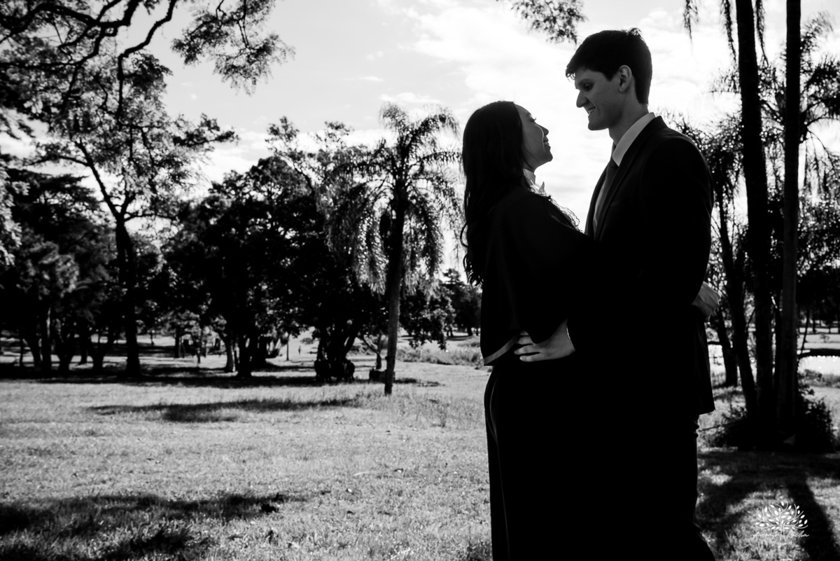 formatura em medicina-ensaio pré-formatura-prova de toga-fotografia de formatura-fotógrafo em Pelotas-fotografia emocional-memórias afetivas-conquista acadêmica-médica formada-sessão fotográfica-fotografia profissional - Guadalajara - Clube Campestre