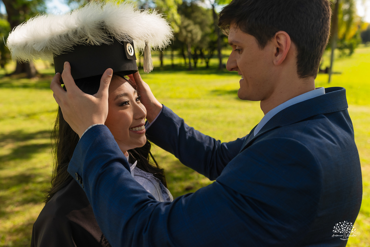 formatura em medicina-ensaio pré-formatura-prova de toga-fotografia de formatura-fotógrafo em Pelotas-fotografia emocional-memórias afetivas-conquista acadêmica-médica formada-sessão fotográfica-fotografia profissional - Guadalajara - Clube Campestre