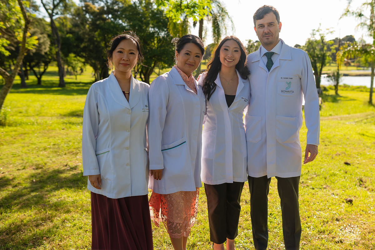 formatura em medicina-ensaio pré-formatura-prova de toga-fotografia de formatura-fotógrafo em Pelotas-fotografia emocional-memórias afetivas-conquista acadêmica-médica formada-sessão fotográfica-fotografia profissional - Guadalajara - Clube Campestre
