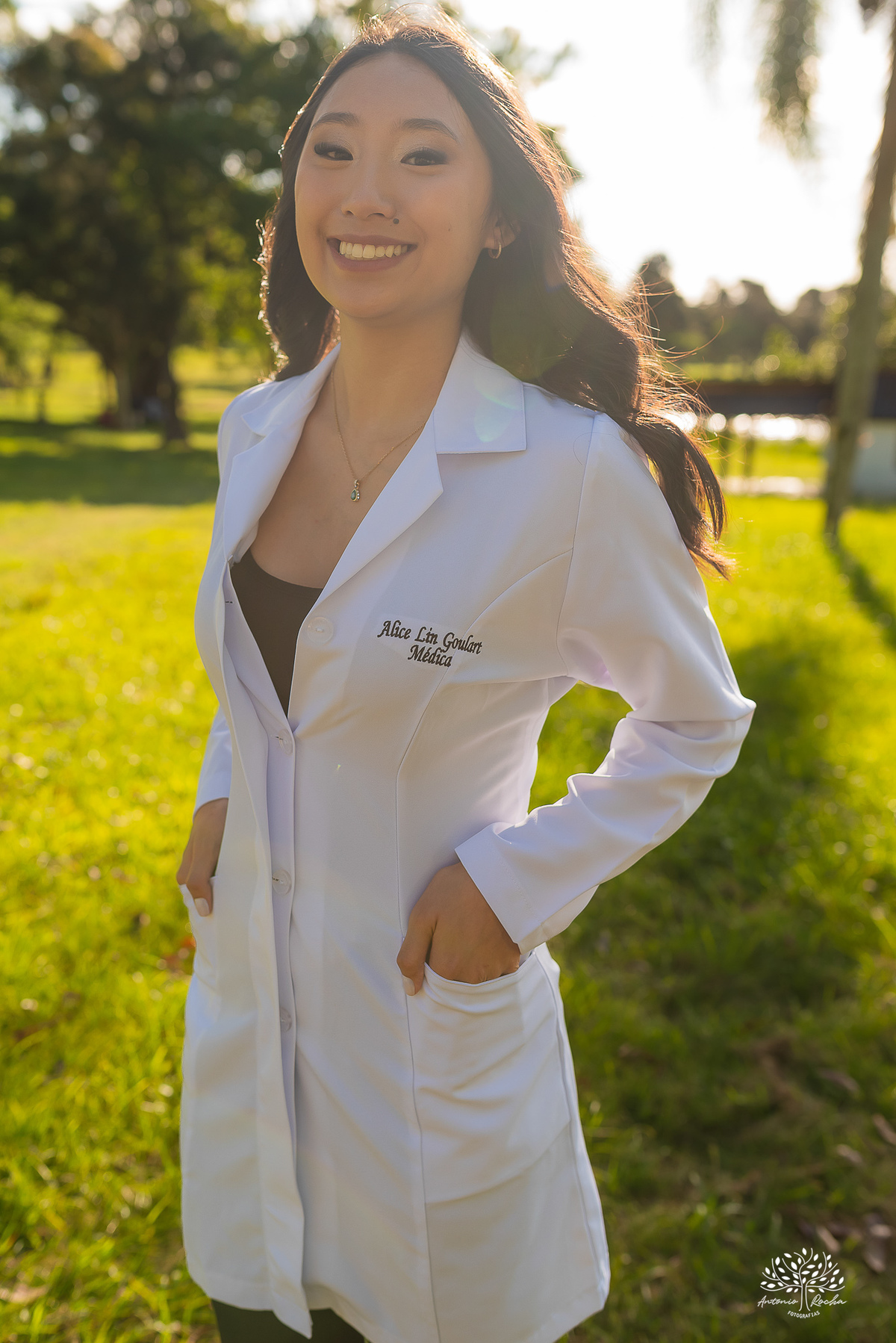 formatura em medicina-ensaio pré-formatura-prova de toga-fotografia de formatura-fotógrafo em Pelotas-fotografia emocional-memórias afetivas-conquista acadêmica-médica formada-sessão fotográfica-fotografia profissional - Guadalajara - Clube Campestre