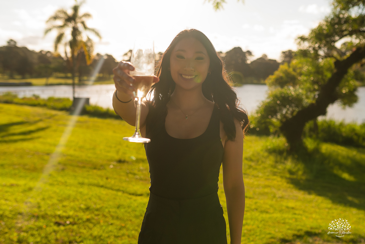 formatura em medicina-ensaio pré-formatura-prova de toga-fotografia de formatura-fotógrafo em Pelotas-fotografia emocional-memórias afetivas-conquista acadêmica-médica formada-sessão fotográfica-fotografia profissional - Guadalajara - Clube Campestreforma