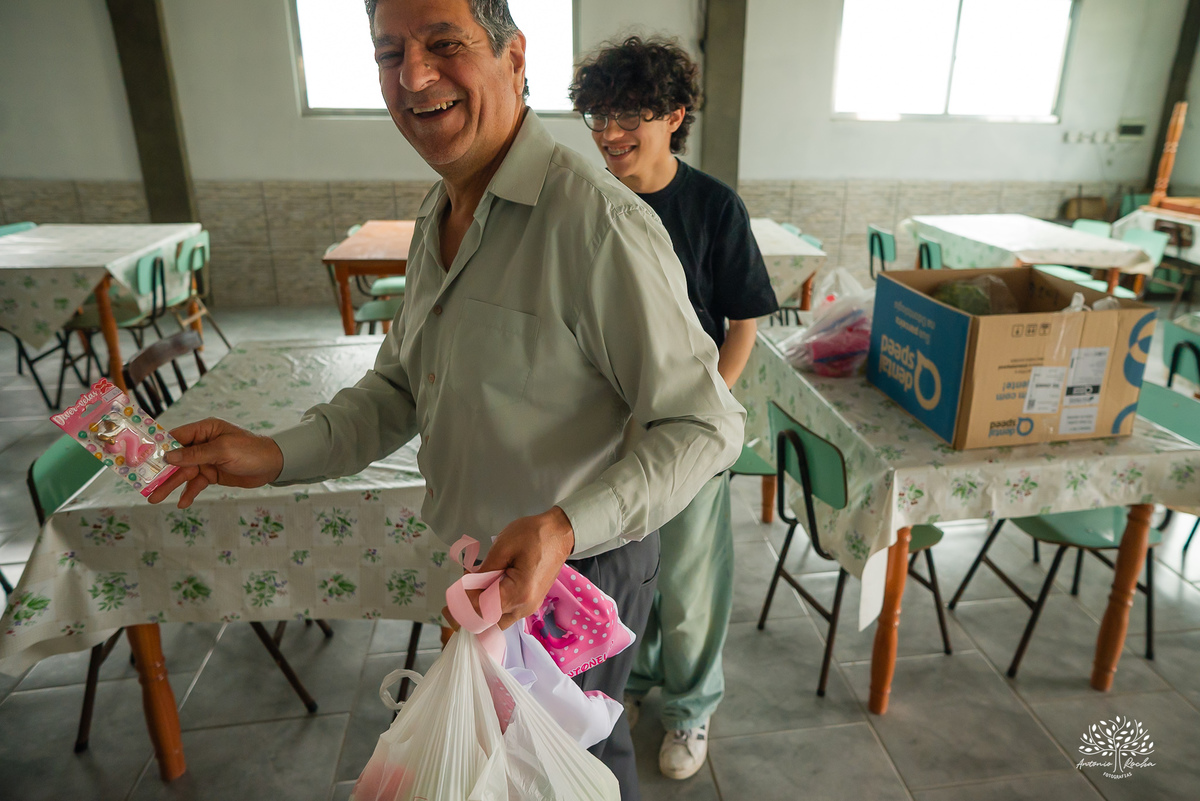 fotografia infantil - aniversário infantil - festa de criança - fotografia de família - celebração da vida - momentos espontâneos - fotografia documental - infância - aniversários intimistas - fotógrafo de família - Antonio Rocha Fotografias - Pelotas