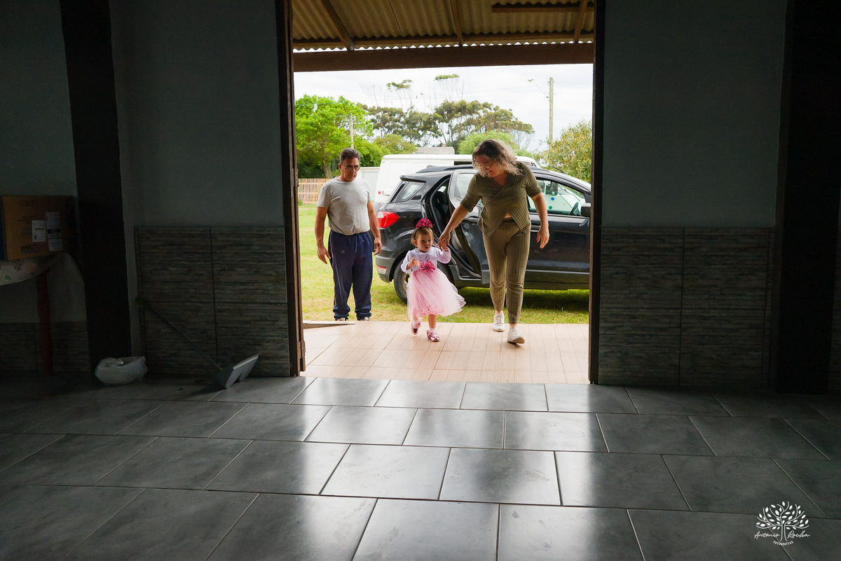 fotografia infantil - aniversário infantil - festa de criança - fotografia de família - celebração da vida - momentos espontâneos - fotografia documental - infância - aniversários intimistas - fotógrafo de família - Antonio Rocha Fotografias - Pelotas