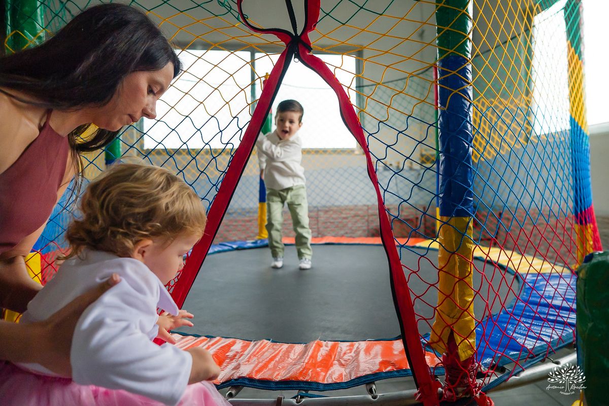 fotografia infantil - aniversário infantil - festa de criança - fotografia de família - celebração da vida - momentos espontâneos - fotografia documental - infância - aniversários intimistas - fotógrafo de família - Antonio Rocha Fotografias - Pelotas