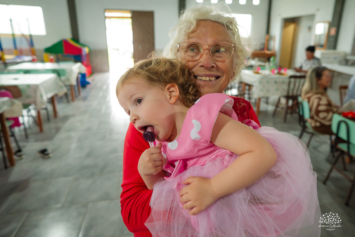 fotografia infantil - aniversário infantil - festa de criança - fotografia de família - celebração da vida - momentos espontâneos - fotografia documental - infância - aniversários intimistas - fotógrafo de família - Antonio Rocha Fotografias - Pelotas