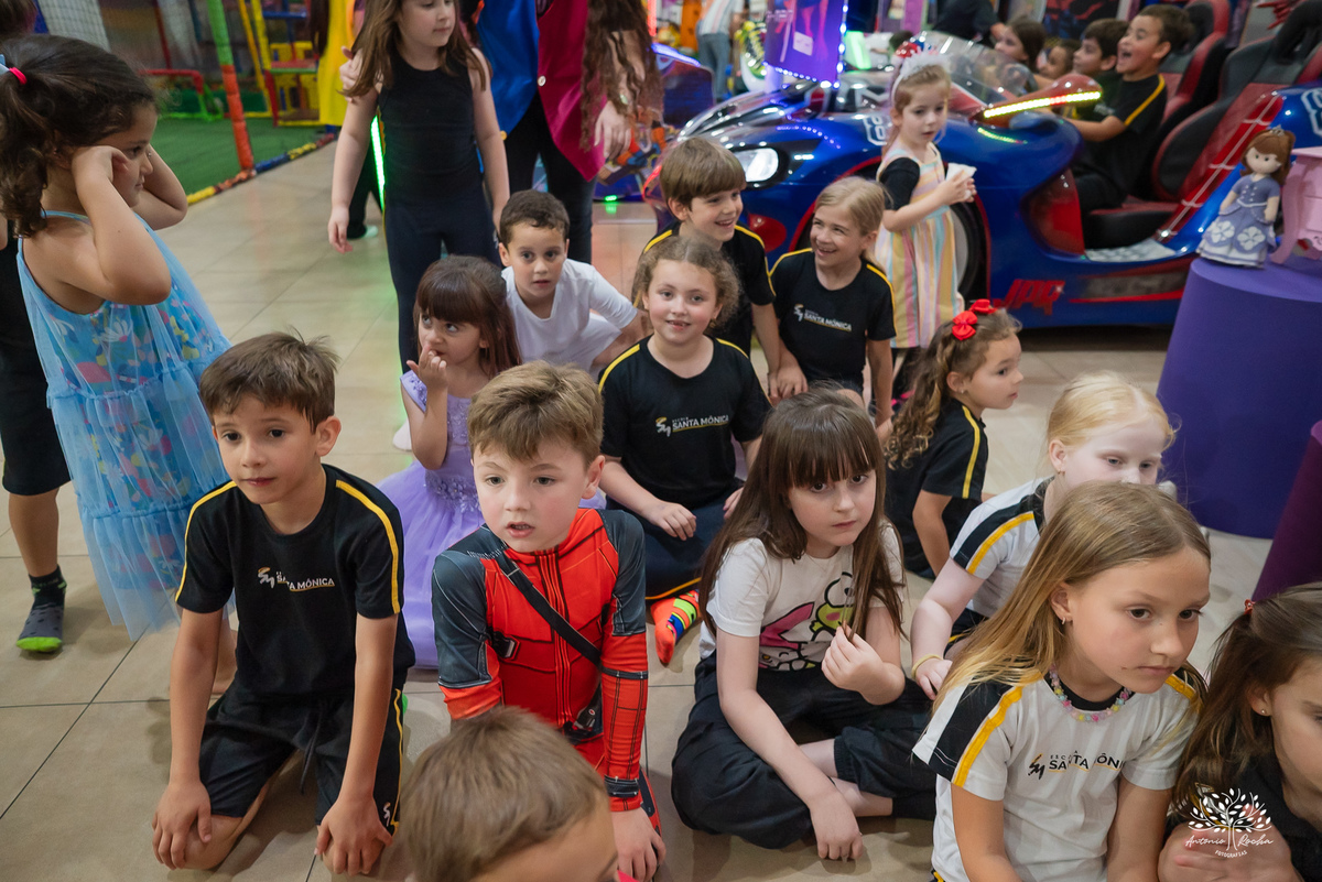 fotografia infantil - aniversário em dobro - festa de irmãos - fotógrafo infantil - registro de memórias - fotografia de família - festa temática - Deadpool e princesa - infância feliz - Antonio Rocha Fotografias – Pelotas – Loly Pop - Meu herói - labamba