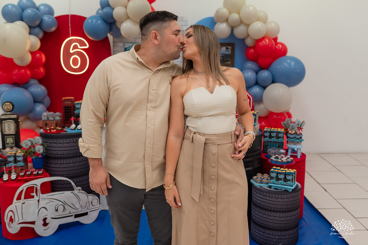 fotografia-infantil - festa-infantil - fotógrafo - aniversário-6-anos - Matteo - família - carinho - memória - registro-afetivo - infância - alegria - emoção - Roxito - chuva-de-neve - Pelotas - Antonio-Rocha-Fotografias - storytelling-visual - Cliff kids
