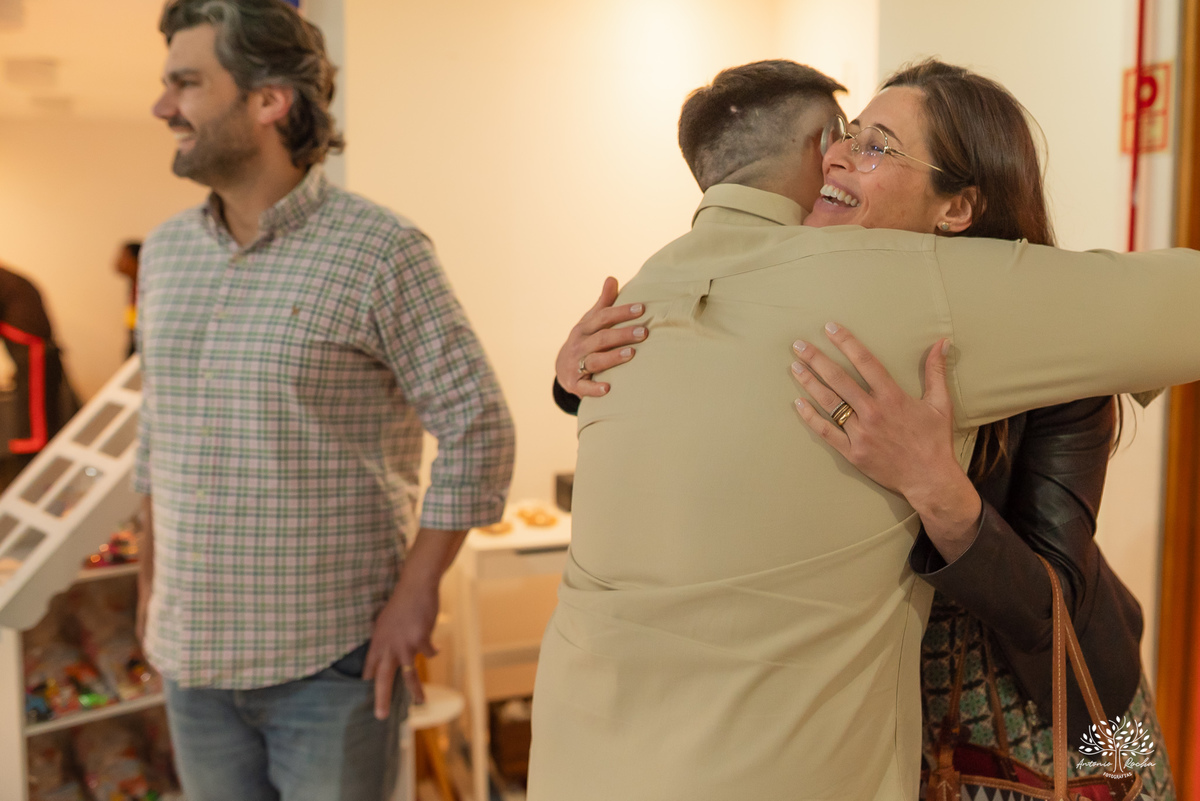 fotografia-infantil - festa-infantil - fotógrafo - aniversário-6-anos - Matteo - família - carinho - memória - registro-afetivo - infância - alegria - emoção - Roxito - chuva-de-neve - Pelotas - Antonio-Rocha-Fotografias - storytelling-visual - Cliff kids