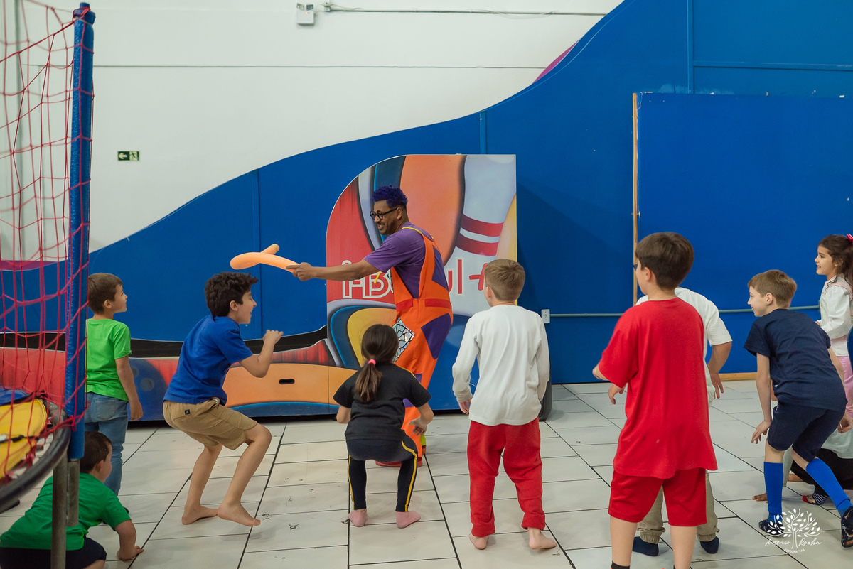 fotografia-infantil - festa-infantil - fotógrafo - aniversário-6-anos - Matteo - família - carinho - memória - registro-afetivo - infância - alegria - emoção - Roxito - chuva-de-neve - Pelotas - Antonio-Rocha-Fotografias - storytelling-visual - Cliff kids