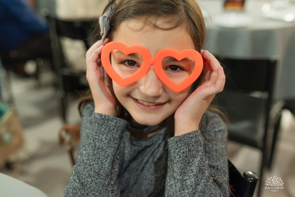 fotografia-infantil - festa-infantil - fotógrafo - aniversário-6-anos - Matteo - família - carinho - memória - registro-afetivo - infância - alegria - emoção - Roxito - chuva-de-neve - Pelotas - Antonio-Rocha-Fotografias - storytelling-visual - Cliff kids