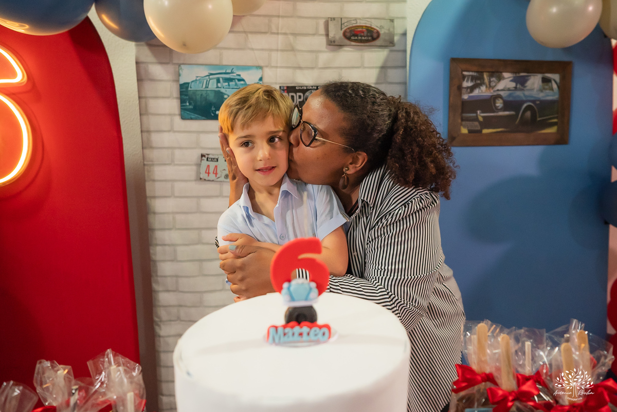fotografia-infantil - festa-infantil - fotógrafo - aniversário-6-anos - Matteo - família - carinho - memória - registro-afetivo - infância - alegria - emoção - Roxito - chuva-de-neve - Pelotas - Antonio-Rocha-Fotografias - storytelling-visual - Cliff kids