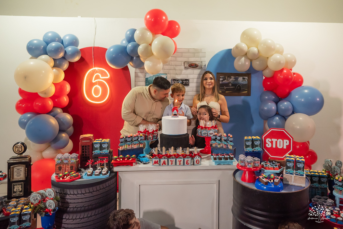 fotografia-infantil - festa-infantil - fotógrafo - aniversário-6-anos - Matteo - família - carinho - memória - registro-afetivo - infância - alegria - emoção - Roxito - chuva-de-neve - Pelotas - Antonio-Rocha-Fotografias - storytelling-visual - Cliff kids