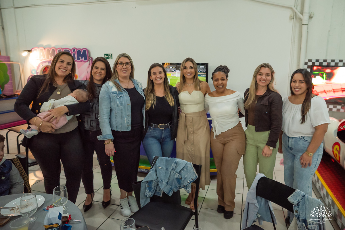 fotografia-infantil - festa-infantil - fotógrafo - aniversário-6-anos - Matteo - família - carinho - memória - registro-afetivo - infância - alegria - emoção - Roxito - chuva-de-neve - Pelotas - Antonio-Rocha-Fotografias - storytelling-visual - Cliff kids