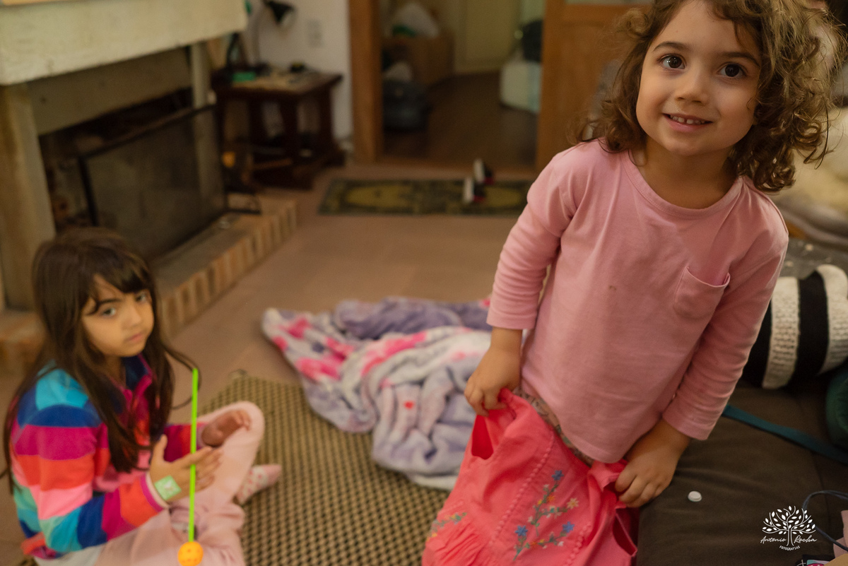 fotografia festa infantil - aniversario no sitio - aniversario ao ar livre - fotografo infantil - festa em familia - fotografia espontanea – sininho - fotografo de festas – antonio rocha fotografias – pelotas – bolo de chocolate - cachorro quente - tobogã