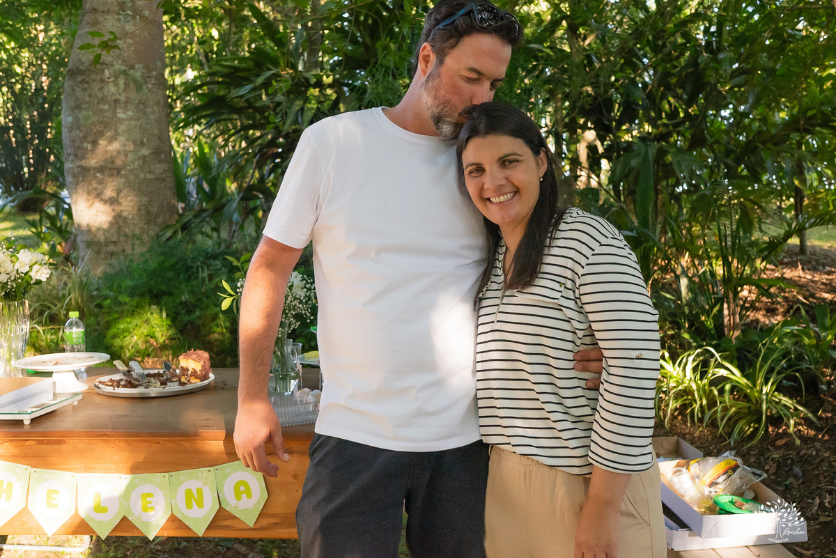 fotografia festa infantil - aniversario no sitio - aniversario ao ar livre - fotografo infantil - festa em familia - fotografia espontanea – sininho - fotografo de festas – antonio rocha fotografias – pelotas – bolo de chocolate - cachorro quente - tobogã