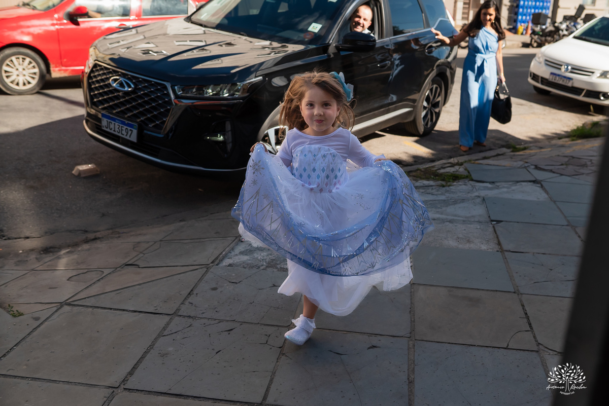 Fotografia infantil - aniversario infantil – festa frozen – criança espontânea – parabéns – show do parabéns – doces – personalidade – cliques autênticos – fotografo infantil – antonio rocha fotografias – pelotas – tio guigui - princesa disney - olaf