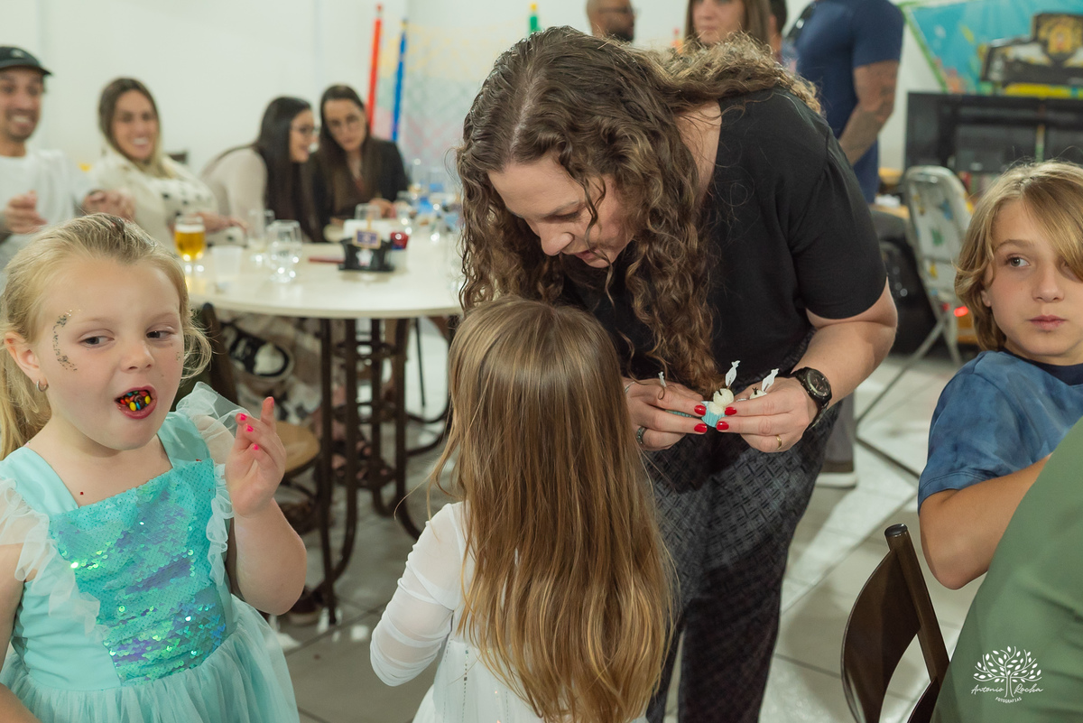 espontânea – parabéns – show do parabéns – doces – personalidade – cliques autênticos – fotografo infantil – antonio rocha fotografias – pelotas – tio guigui - princesa disney - olaf