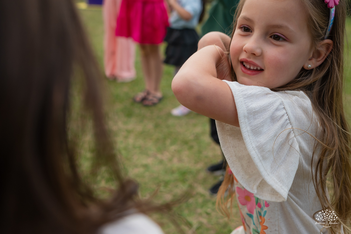 festa infantil - aniversário criança - fotografia infantil - hello kitty - animador roxito-chuva de neve- fotógrafo de festas – Salão Veredas – barraquinhas de kreps – diver kids – buffet de barraquinhas – Pelotas - música ao vivo - doces personalizados
