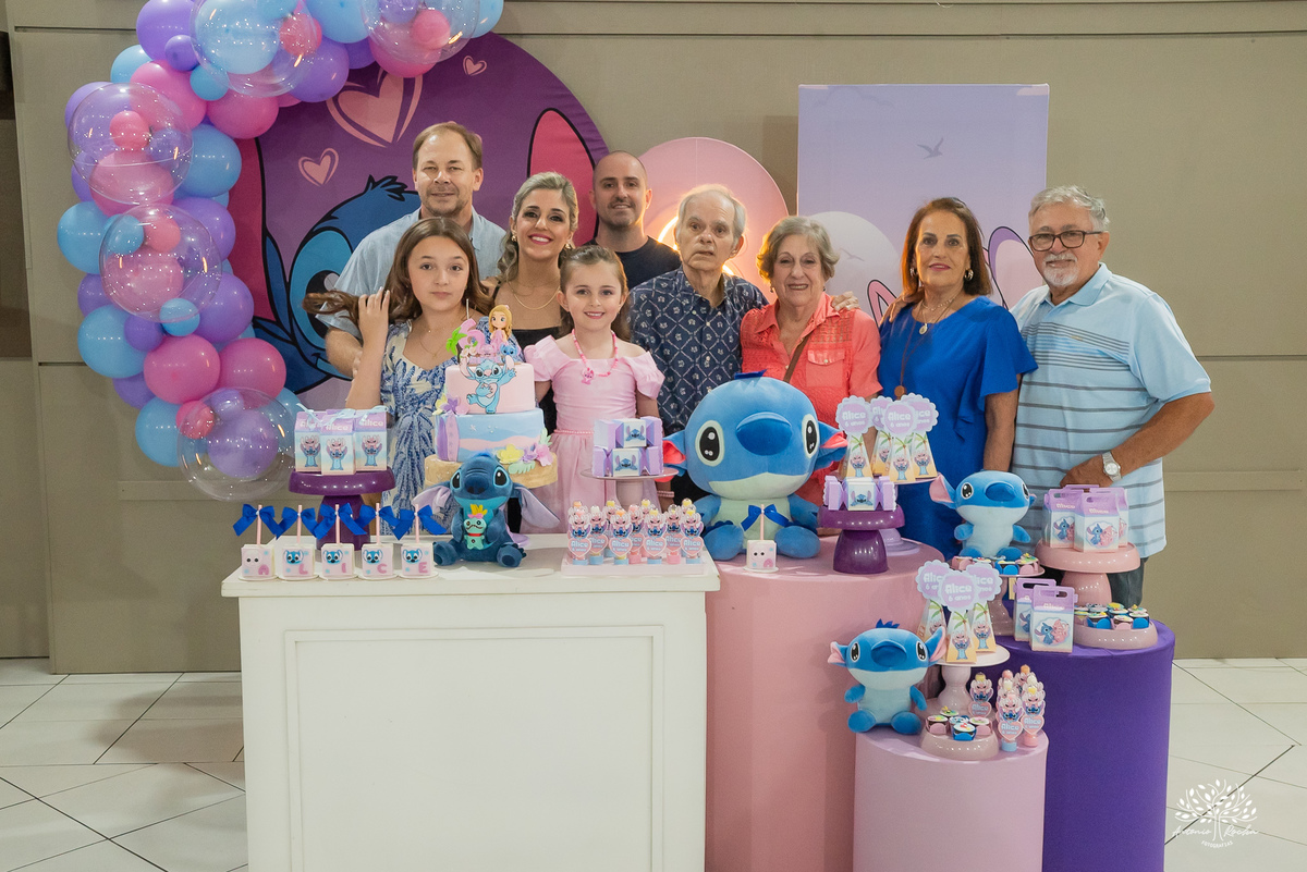 aniversário infantil - fotógrafo de criança - fotografia infantil - fotógrafo em Pelotas - festa de criança - ensaio infantil - dia de princesa - fotografia de família - Mr Pateta - Stitch - Antonio Rocha Fotografias - Tio Guigui - Show do Parabéns