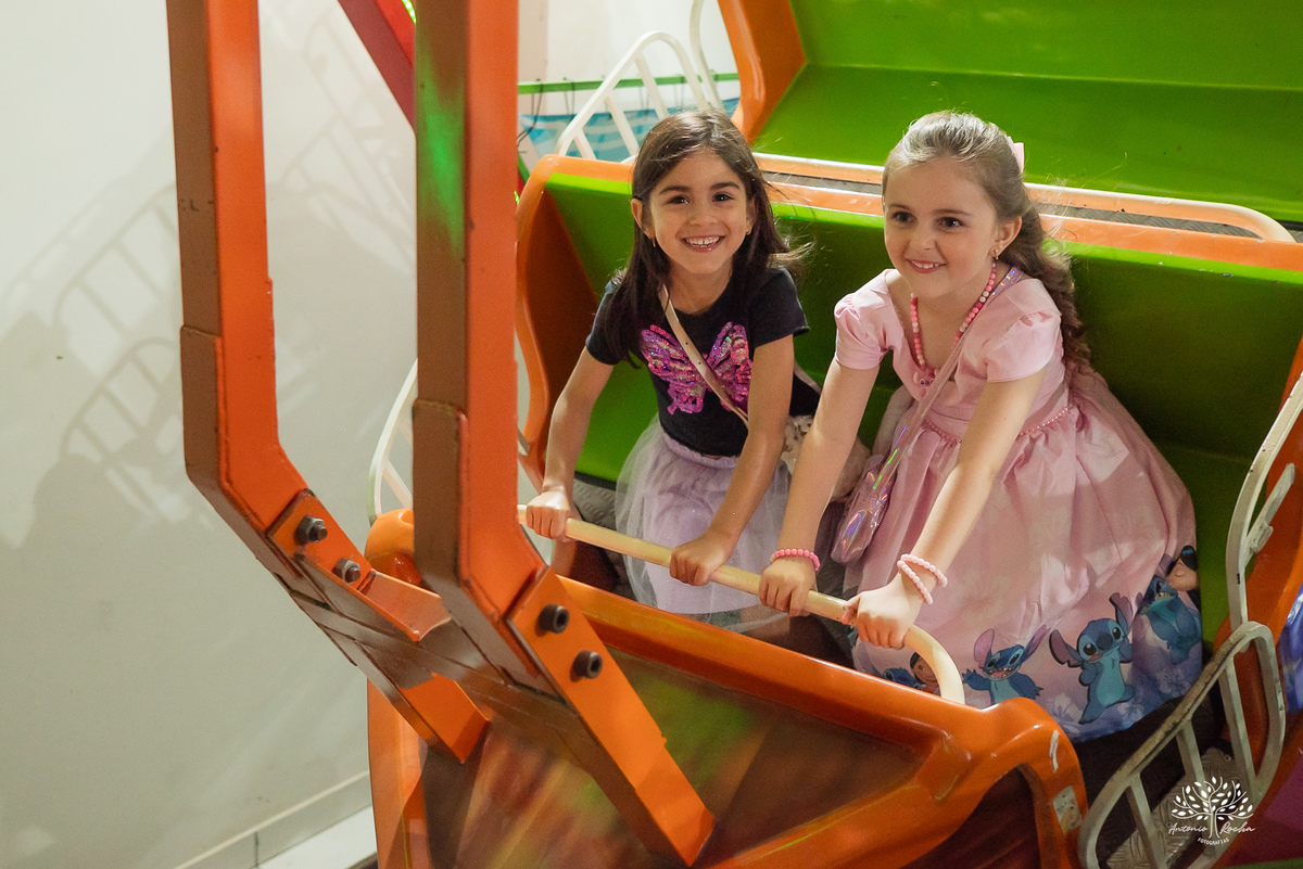 aniversário infantil - fotógrafo de criança - fotografia infantil - fotógrafo em Pelotas - festa de criança - ensaio infantil - dia de princesa - fotografia de família - Mr Pateta - Stitch - Antonio Rocha Fotografias - Tio Guigui - Show do Parabéns