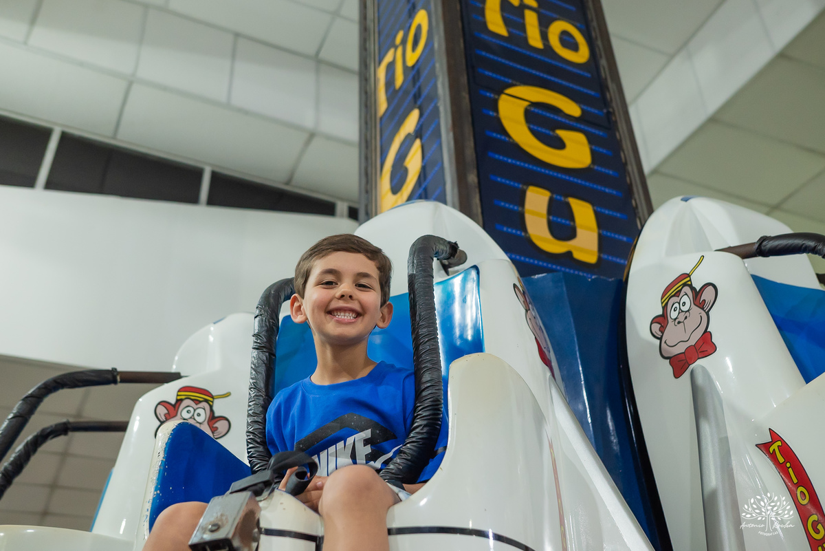 aniversário infantil - fotógrafo de criança - fotografia infantil - fotógrafo em Pelotas - festa de criança - ensaio infantil - dia de princesa - fotografia de família - Mr Pateta - Stitch - Antonio Rocha Fotografias - Tio Guigui - Show do Parabéns