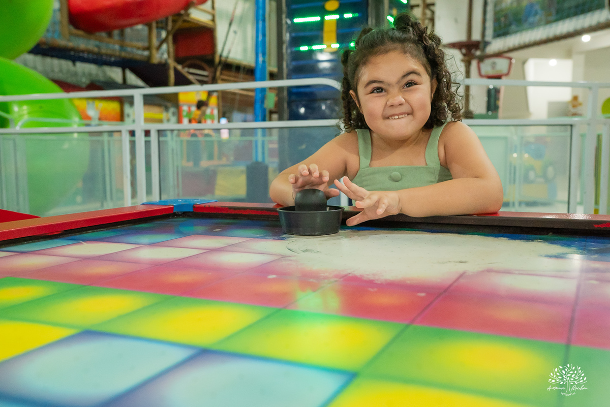 aniversário infantil - fotógrafo de criança - fotografia infantil - fotógrafo em Pelotas - festa de criança - ensaio infantil - dia de princesa - fotografia de família - Mr Pateta - Stitch - Antonio Rocha Fotografias - Tio Guigui - Show do Parabéns