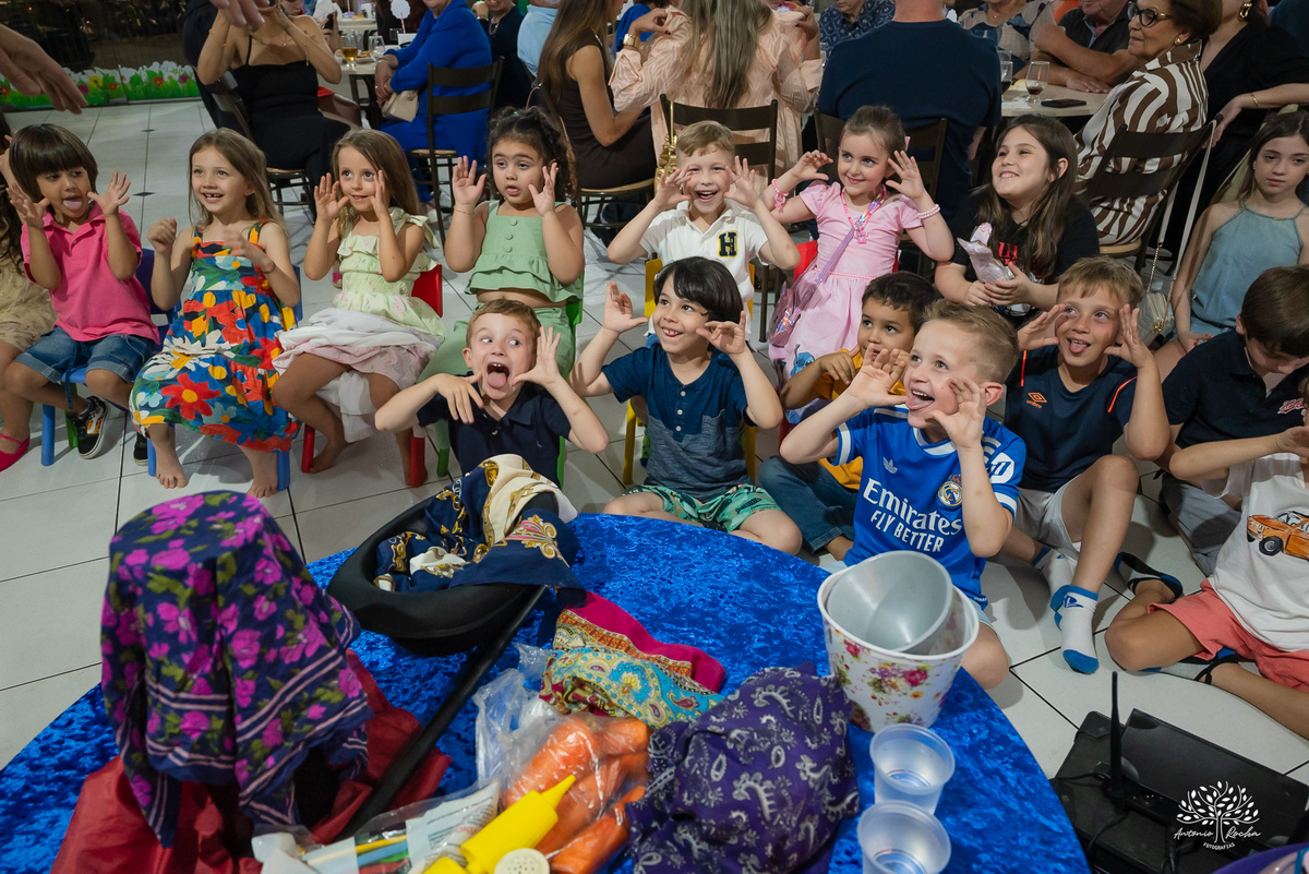 aniversário infantil - fotógrafo de criança - fotografia infantil - fotógrafo em Pelotas - festa de criança - ensaio infantil - dia de princesa - fotografia de família - Mr Pateta - Stitch - Antonio Rocha Fotografias - Tio Guigui - Show do Parabéns