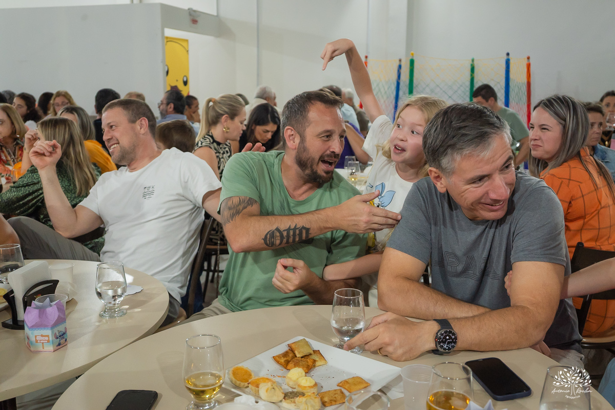 aniversário infantil - fotógrafo de criança - fotografia infantil - fotógrafo em Pelotas - festa de criança - ensaio infantil - dia de princesa - fotografia de família - Mr Pateta - Stitch - Antonio Rocha Fotografias - Tio Guigui - Show do Parabéns