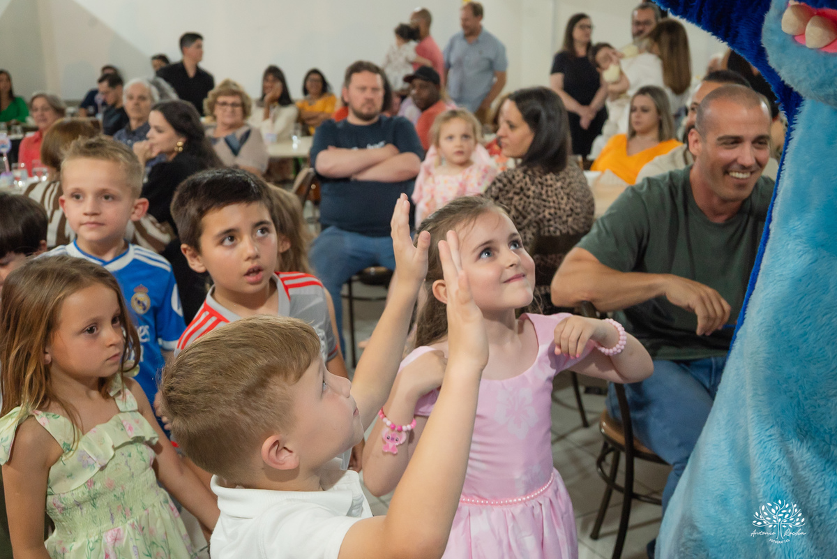 aniversário infantil - fotógrafo de criança - fotografia infantil - fotógrafo em Pelotas - festa de criança - ensaio infantil - dia de princesa - fotografia de família - Mr Pateta - Stitch - Antonio Rocha Fotografias - Tio Guigui - Show do Parabéns