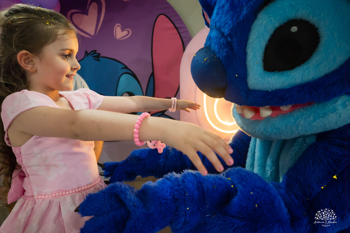 aniversário infantil - fotógrafo de criança - fotografia infantil - fotógrafo em Pelotas - festa de criança - ensaio infantil - dia de princesa - fotografia de família - Mr Pateta - Stitch - Antonio Rocha Fotografias - Tio Guigui - Show do Parabéns