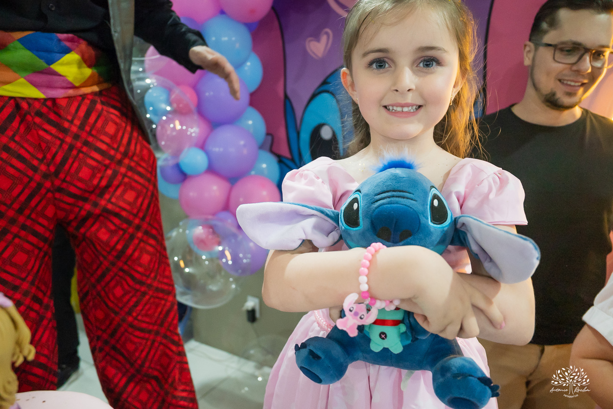 aniversário infantil - fotógrafo de criança - fotografia infantil - fotógrafo em Pelotas - festa de criança - ensaio infantil - dia de princesa - fotografia de família - Mr Pateta - Stitch - Antonio Rocha Fotografias - Tio Guigui - Show do Parabéns