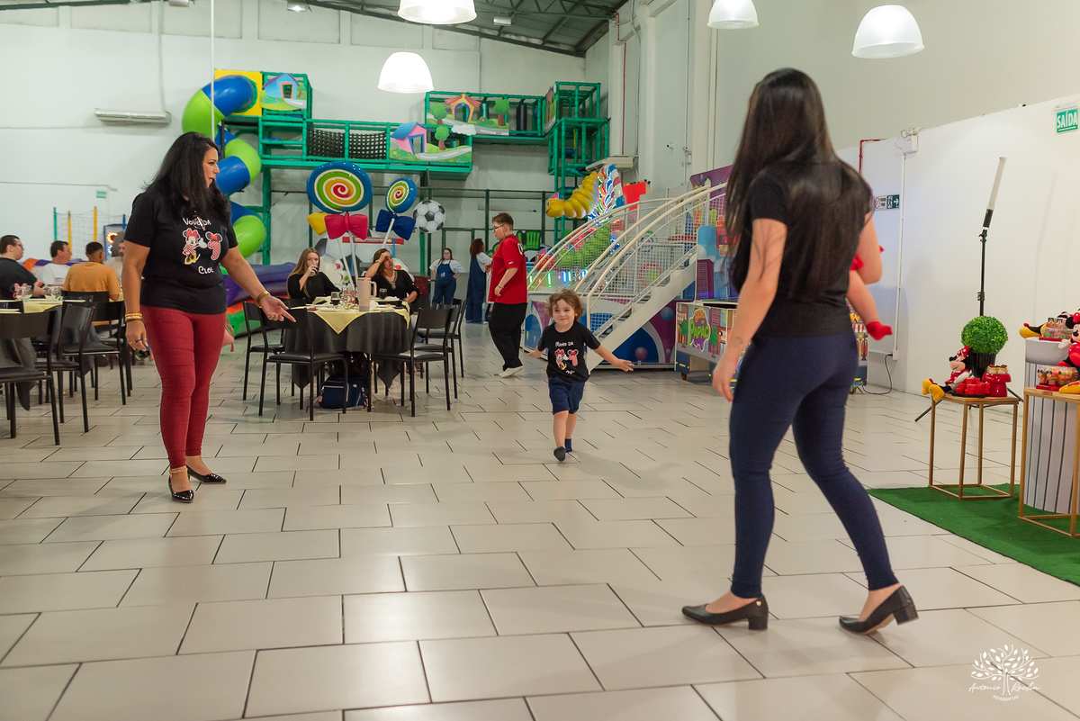 primeiro aninho - festa infantil - fotografia infantil - aniversário de bebê - fotógrafo de família - festa da minnie - cliff kids -  - fotografia profissional - antonio rocha fotografias -vela personalizada - clif kids - tobogã - doces personalizados