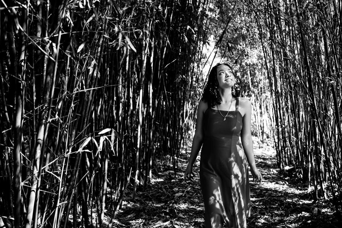 ensaio de 15 anos - fotografia debutante - ensaio feminino - fotografia autoral - ensaio ao ar livre - ensaio em vinícola - Vinícola Nardello - fotografia de 15 anos - debutante com personalidade - fotógrafo de 15 anos - book dos 15 anos - ensaio externo