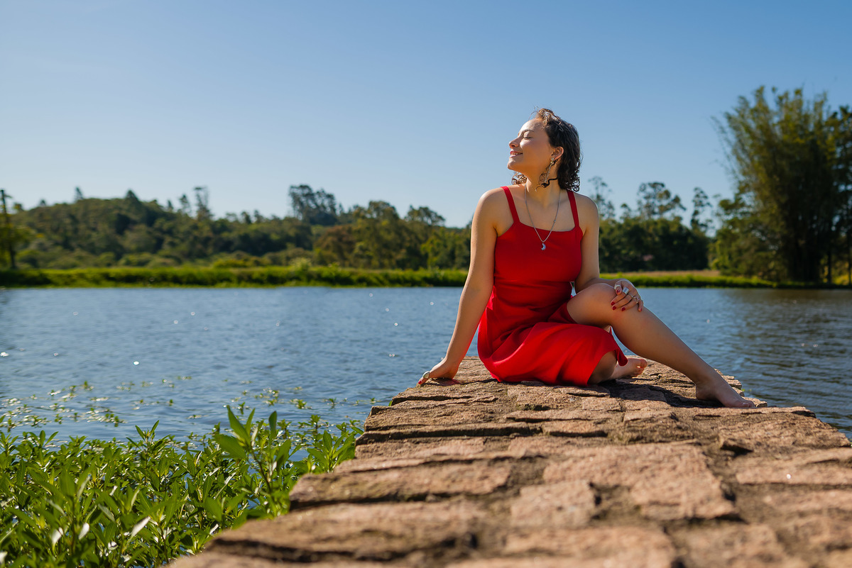 ensaio de 15 anos - fotografia debutante - ensaio feminino - fotografia autoral - ensaio ao ar livre - ensaio em vinícola - Vinícola Nardello - fotografia de 15 anos - debutante com personalidade - fotógrafo de 15 anos - book dos 15 anos - ensaio externo