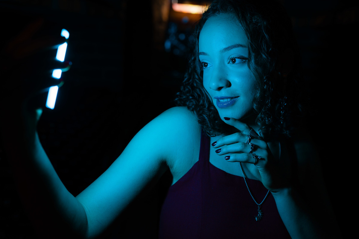 ensaio de 15 anos - fotografia debutante - ensaio feminino - fotografia autoral - ensaio ao ar livre - ensaio em vinícola - Vinícola Nardello - fotografia de 15 anos - debutante com personalidade - fotógrafo de 15 anos - book dos 15 anos - ensaio externo