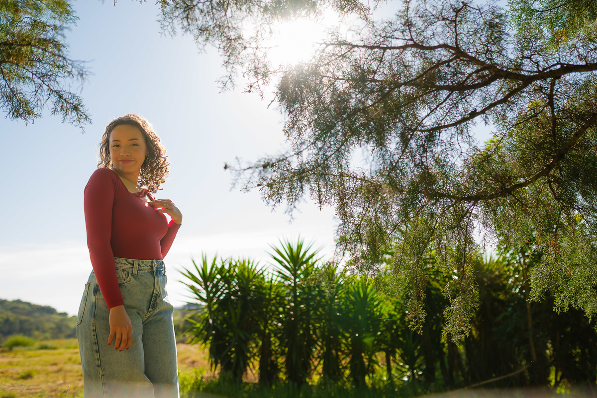 ensaio de 15 anos - fotografia debutante - ensaio feminino - fotografia autoral - ensaio ao ar livre - ensaio em vinícola - Vinícola Nardello - fotografia de 15 anos - debutante com personalidade - fotógrafo de 15 anos - book dos 15 anos - ensaio externo