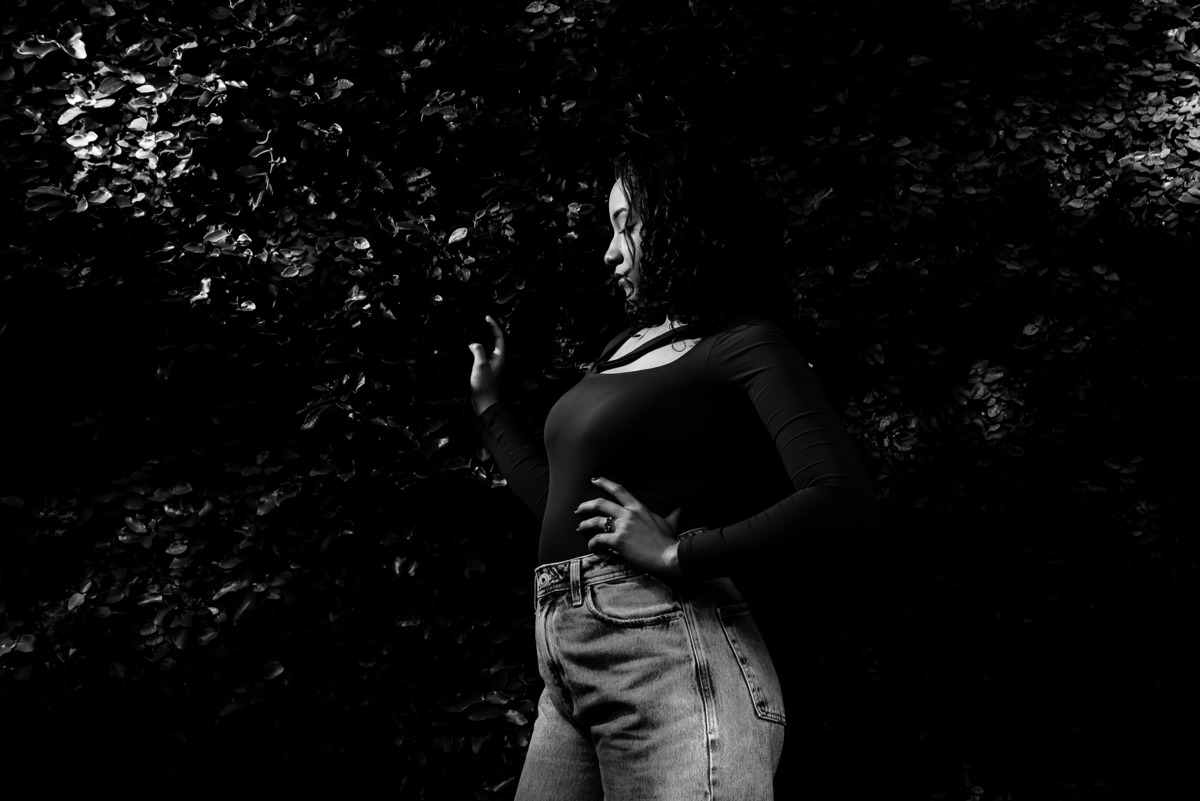 ensaio de 15 anos - fotografia debutante - ensaio feminino - fotografia autoral - ensaio ao ar livre - ensaio em vinícola - Vinícola Nardello - fotografia de 15 anos - debutante com personalidade - fotógrafo de 15 anos - book dos 15 anos - ensaio externo