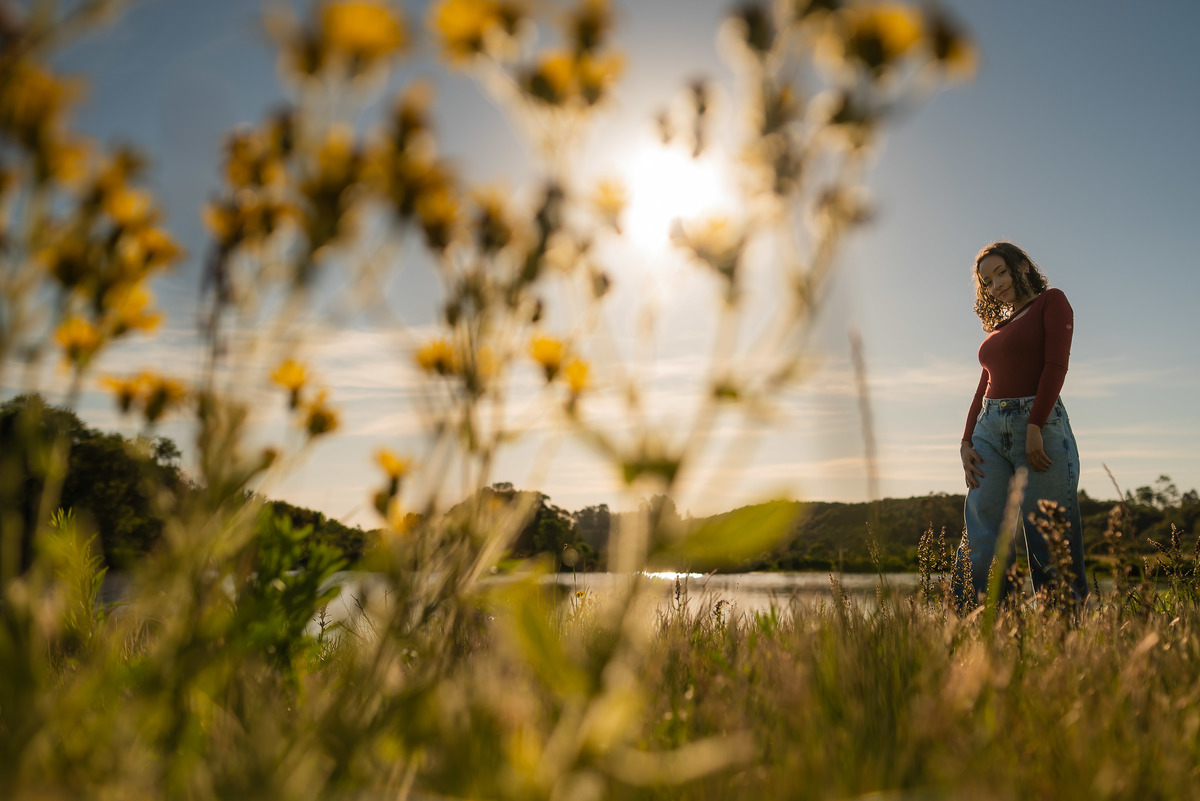 ensaio de 15 anos - fotografia debutante - ensaio feminino - fotografia autoral - ensaio ao ar livre - ensaio em vinícola - Vinícola Nardello - fotografia de 15 anos - debutante com personalidade - fotógrafo de 15 anos - book dos 15 anos - ensaio externo