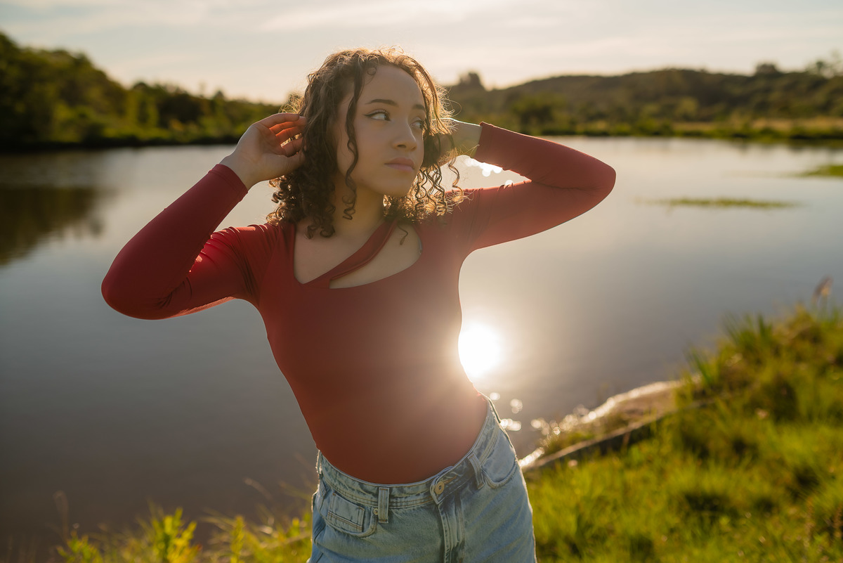 ensaio de 15 anos - fotografia debutante - ensaio feminino - fotografia autoral - ensaio ao ar livre - ensaio em vinícola - Vinícola Nardello - fotografia de 15 anos - debutante com personalidade - fotógrafo de 15 anos - book dos 15 anos - ensaio externo