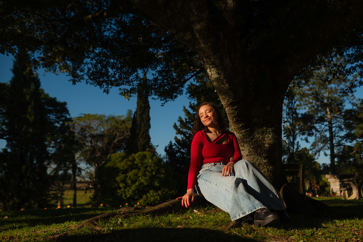 ensaio de 15 anos - fotografia debutante - ensaio feminino - fotografia autoral - ensaio ao ar livre - ensaio em vinícola - Vinícola Nardello - fotografia de 15 anos - debutante com personalidade - fotógrafo de 15 anos - book dos 15 anos - ensaio externo