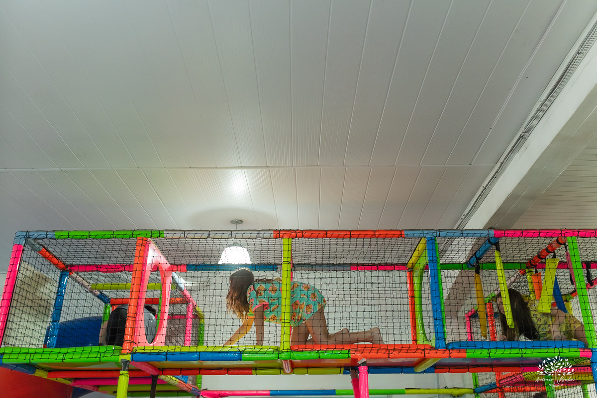 aniversário infantil - festa do pijama - Fest Club - fotografia infantil - festa infatil - família - infância - alegria - kamikaze  - festa no salão - fotógrafo de festa infantil - Antonio Rocha Fotografias - Pelotas - Máscara de Dormir - Touca de cetim