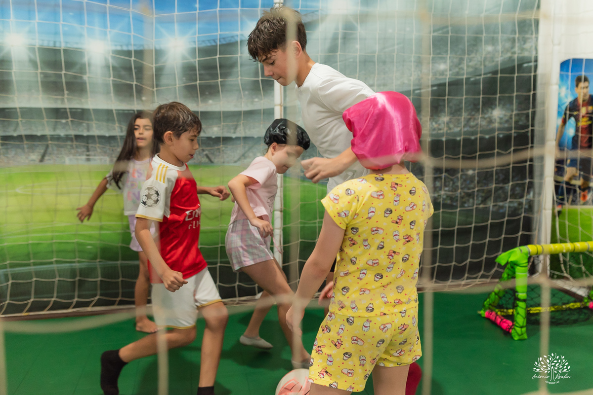 aniversário infantil - festa do pijama - Fest Club - fotografia infantil - festa infatil - família - infância - alegria - kamikaze  - festa no salão - fotógrafo de festa infantil - Antonio Rocha Fotografias - Pelotas - Máscara de Dormir - Touca de cetim