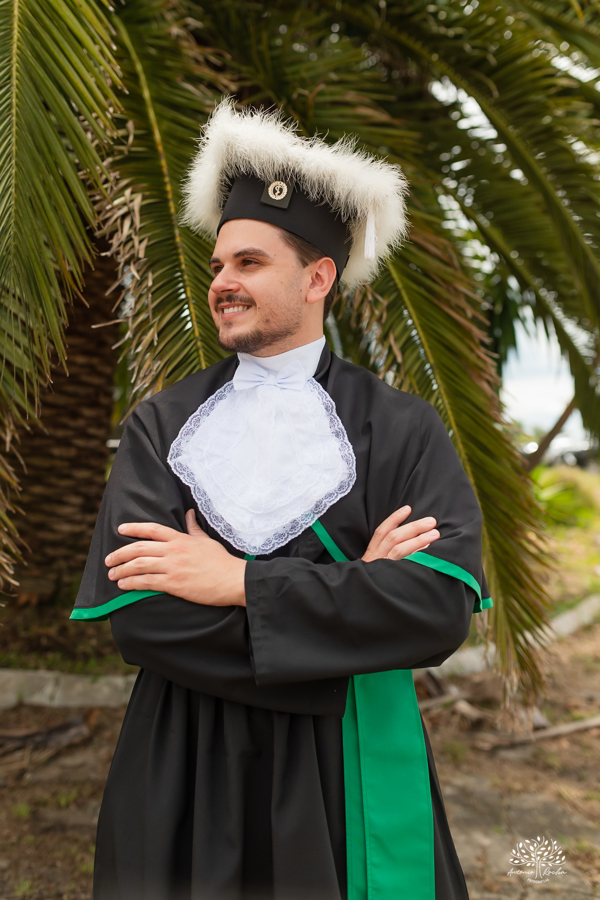 colação de grau medicina - formatura medicina ucpel – formando(a) - fotógrafo formatura pelotas - colação medicina ucpel - recepção de formatura - fotos de formatura medicina - cerimônia de colação - detalhes da recepção - antonio rocha fotografias - toga