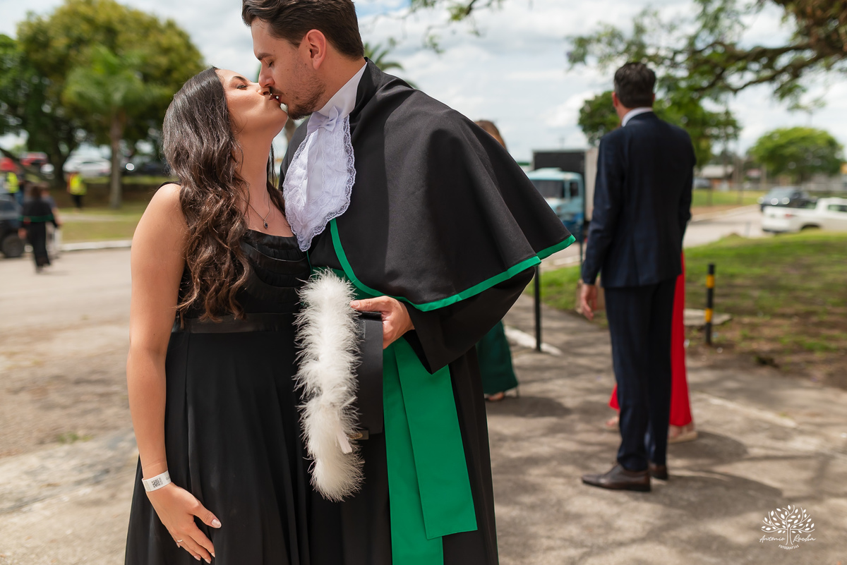 colação de grau medicina - formatura medicina ucpel – formando(a) - fotógrafo formatura pelotas - colação medicina ucpel - recepção de formatura - fotos de formatura medicina - cerimônia de colação - detalhes da recepção - antonio rocha fotografias - toga