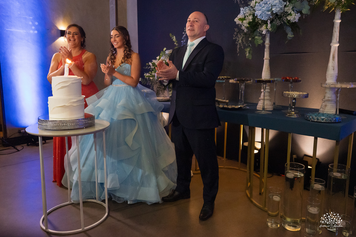 Engenho Eventos - 15 anos - XV anos - Festa de Debutante - Vestido de 15 anos - Maria Helena & Genova - Valsa de 15 anos - Anel de 15 anos -  Canhão de Fumaça - Zé Neto Eventos - Emidois  - Antonio Rocha Fotografias - Pelotas - Fotógrados de 15 anos