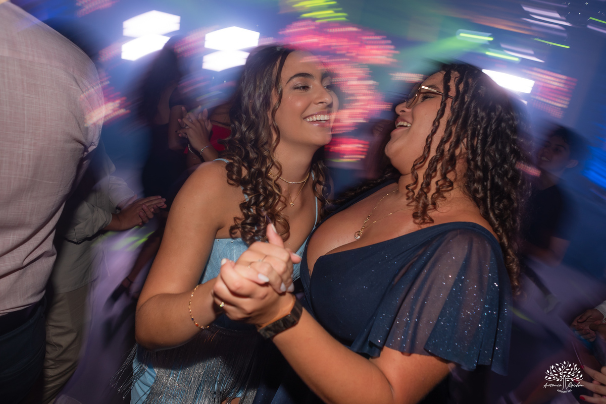 Engenho Eventos - 15 anos - XV anos - Festa de Debutante - Vestido de 15 anos - Maria Helena & Genova - Valsa de 15 anos - Anel de 15 anos -  Canhão de Fumaça - Zé Neto Eventos - Emidois  - Antonio Rocha Fotografias - Pelotas - Fotógrados de 15 anos