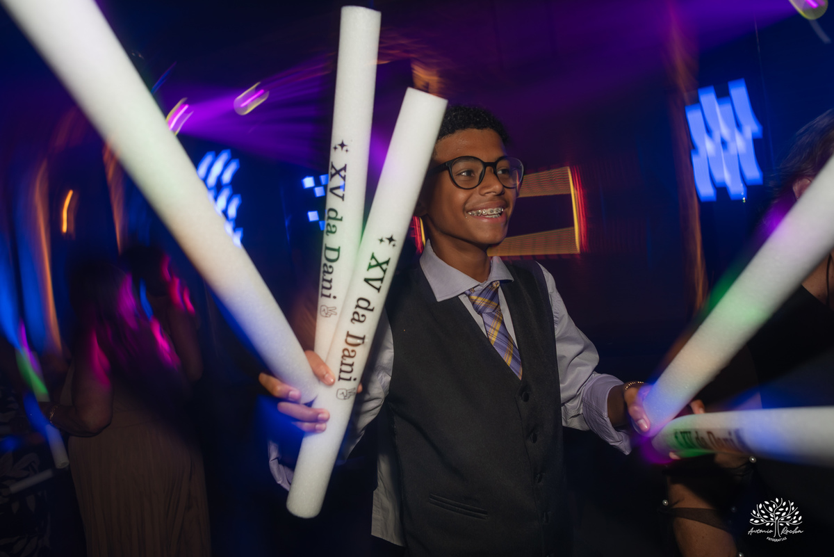 Engenho Eventos - 15 anos - XV anos - Festa de Debutante - Vestido de 15 anos - Maria Helena & Genova - Valsa de 15 anos - Anel de 15 anos -  Canhão de Fumaça - Zé Neto Eventos - Emidois  - Antonio Rocha Fotografias - Pelotas - Fotógrados de 15 anos