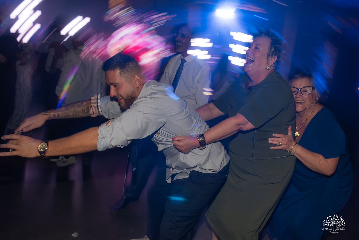 Engenho Eventos - 15 anos - XV anos - Festa de Debutante - Vestido de 15 anos - Maria Helena & Genova - Valsa de 15 anos - Anel de 15 anos -  Canhão de Fumaça - Zé Neto Eventos - Emidois  - Antonio Rocha Fotografias - Pelotas - Fotógrados de 15 anos